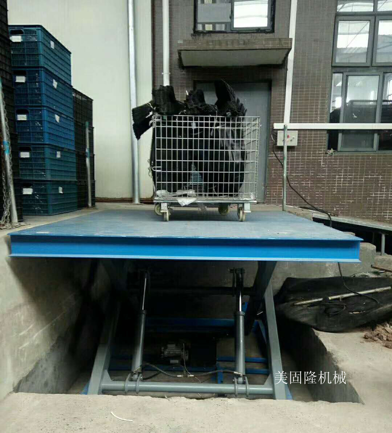 赤峰固定式升降货梯厂家